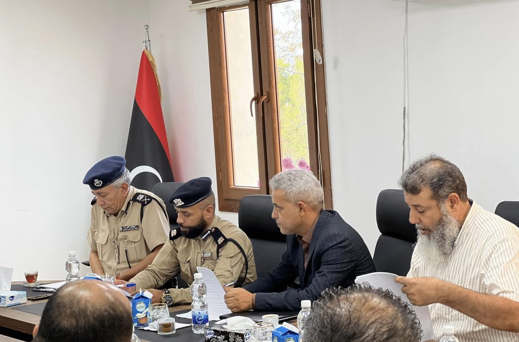 اجتماع رئيس مصلحة السجل التجاري مع أعضاء من جهاز أمن المرافق والمنشآت